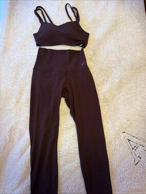 Nike Women's Chocolate Brown High-Rise Leggings with Strappy Sports Bra set